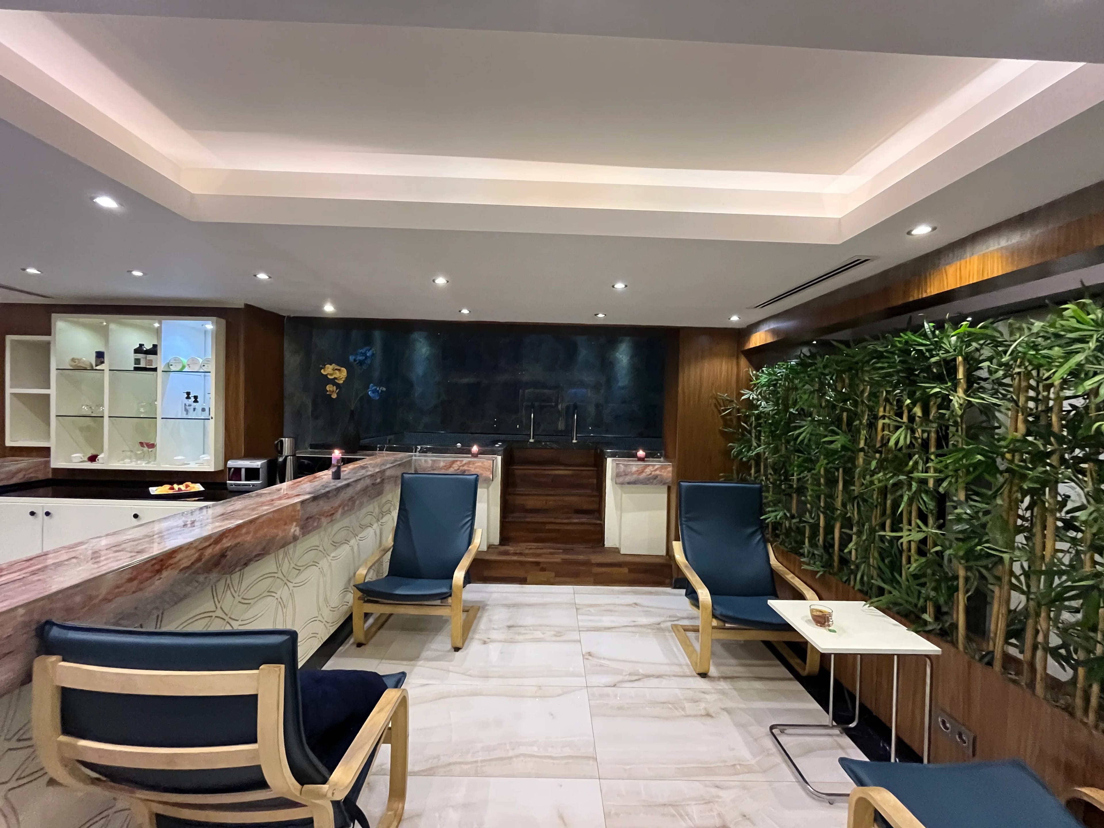 Spa bar