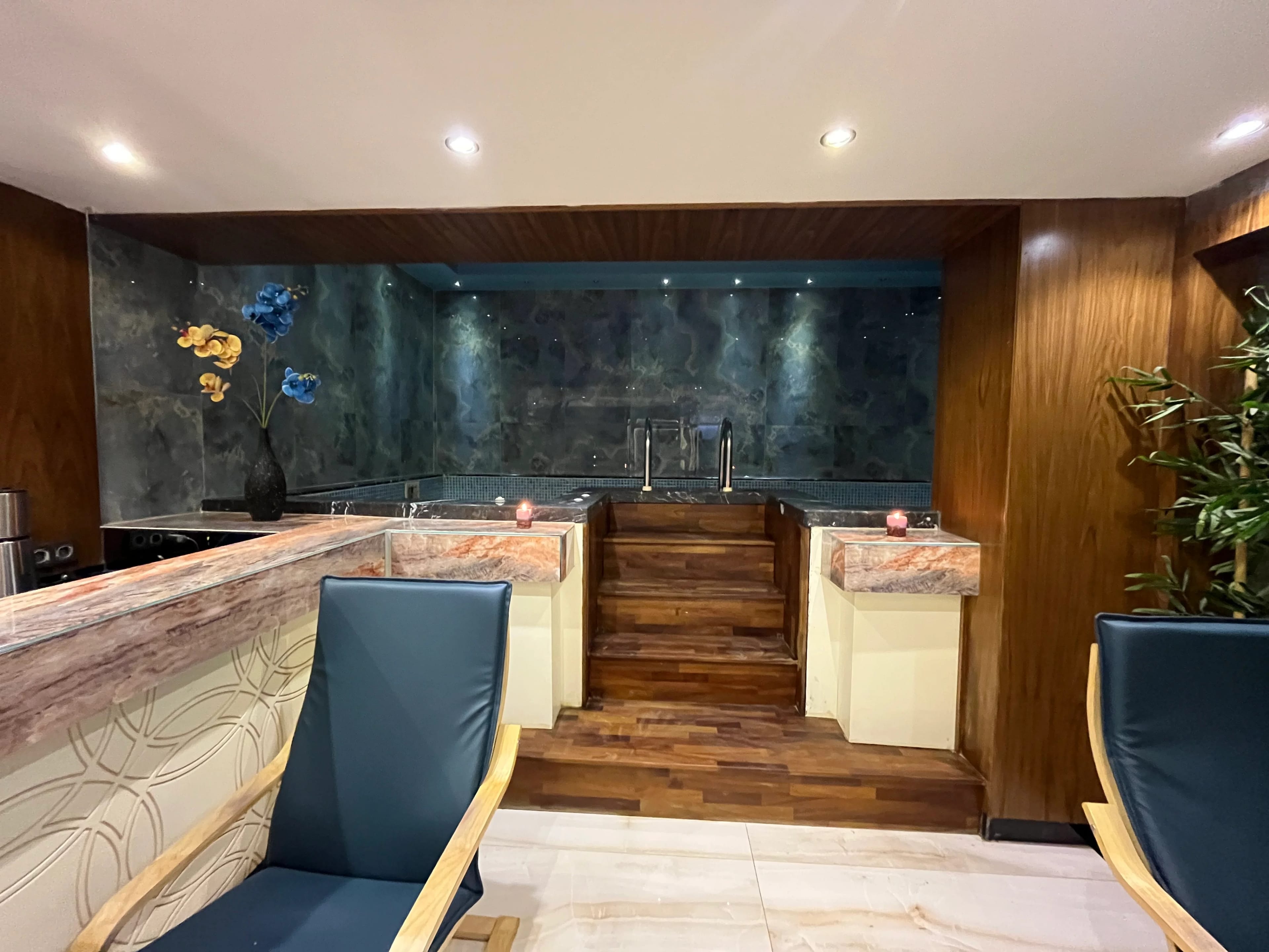 Spa bar
