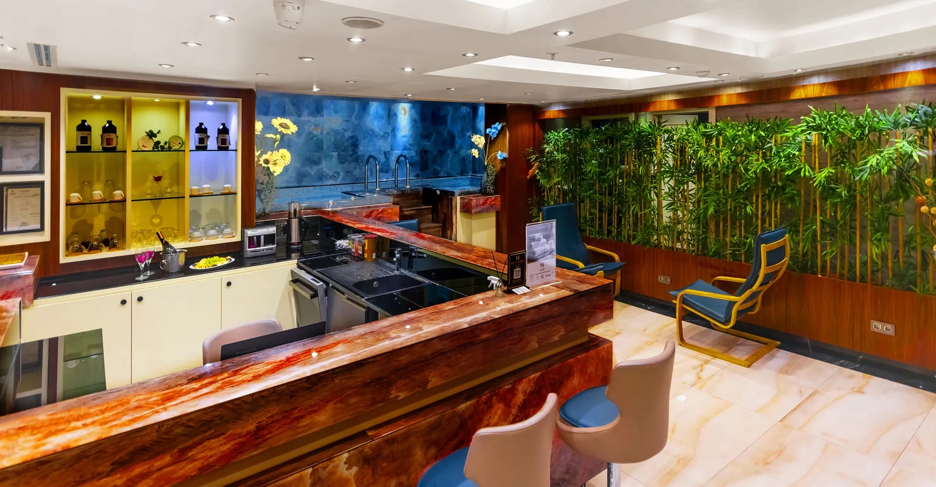 Spa bar
